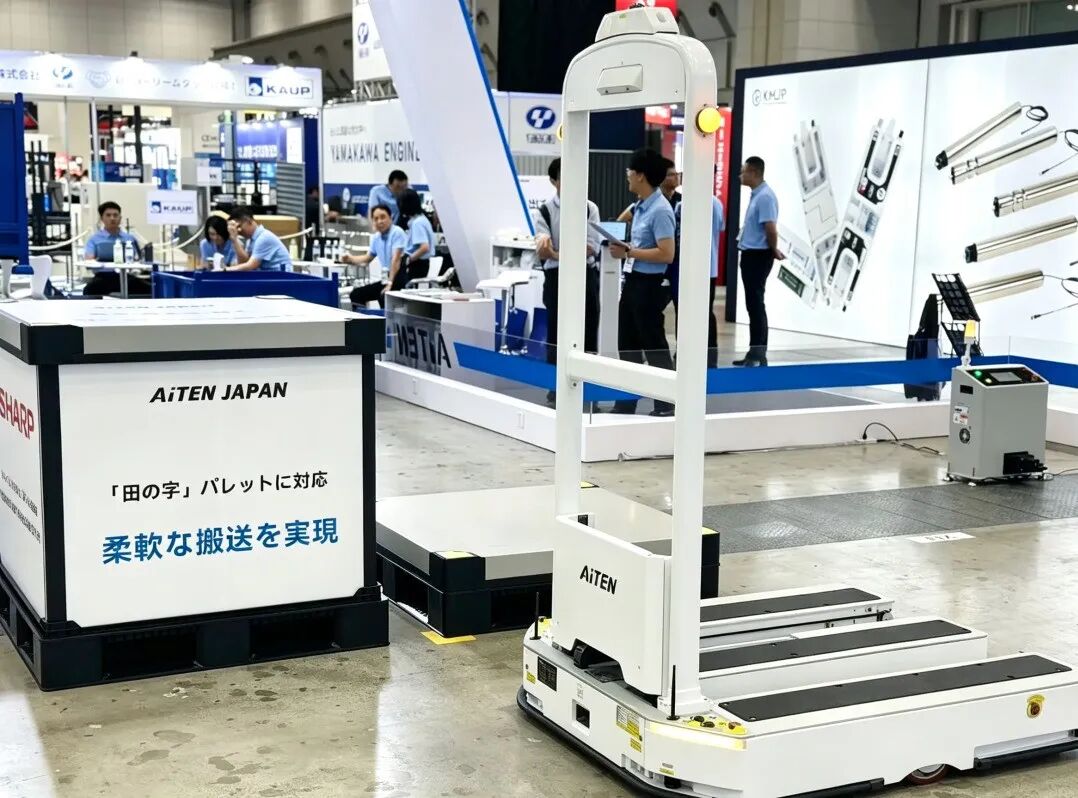 AiTEN JAPAN东京展客户参观展台交流